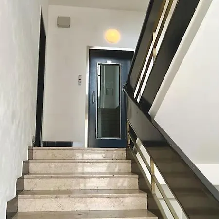 Spac In Old Town Apartament *