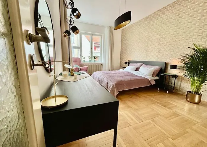 Luxury In Old Town 아파트